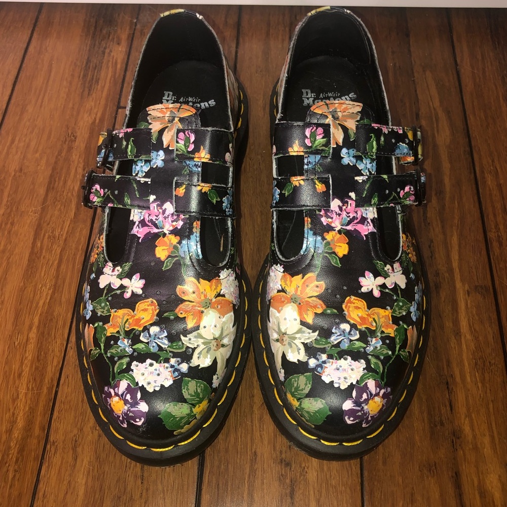 Dr. Martens Black Darcy Floral Mary Jane Size 11